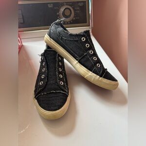 Corky’s Babalu Sneaker